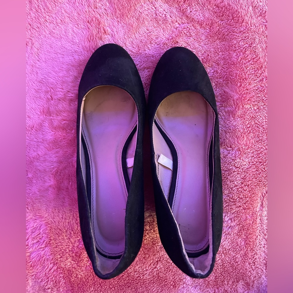 black high heels